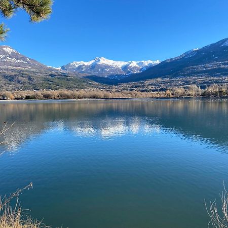 Le Pied De Ville Pouzenc Embrun Exteriér fotografie